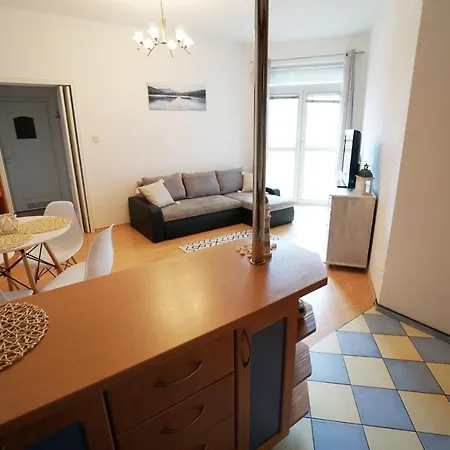 Lägenhet Apartament Parkowy